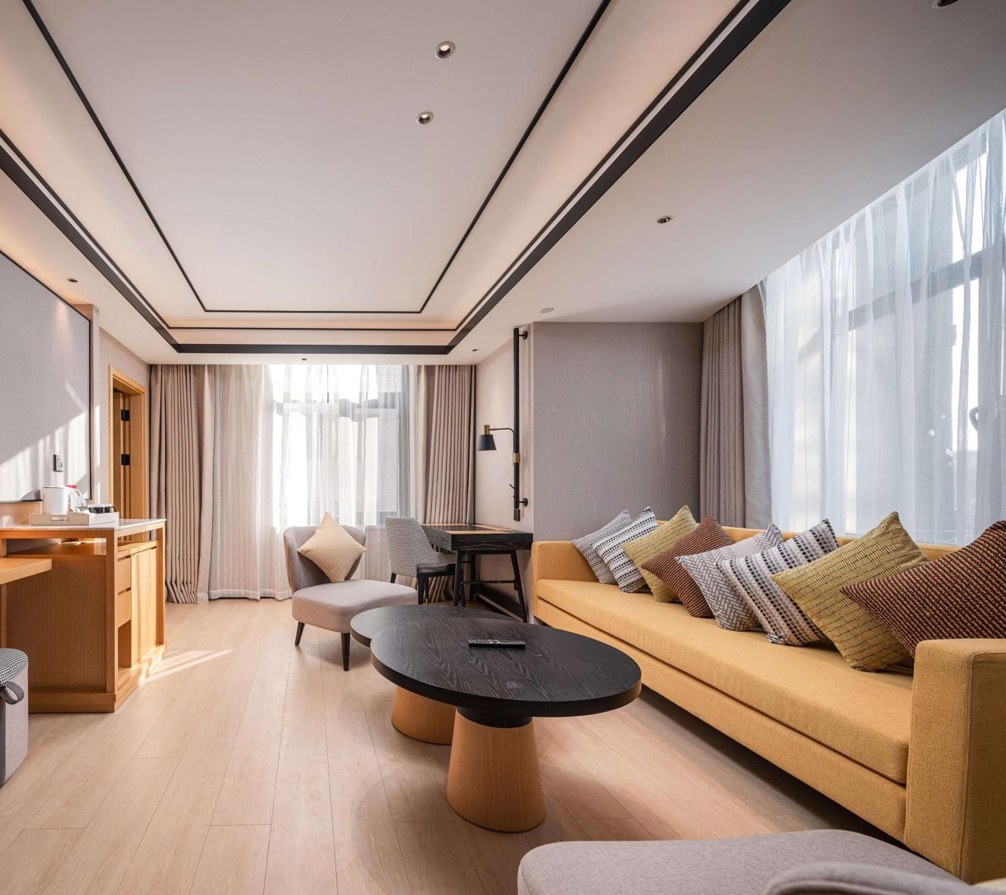 Hilton Garden Inn Beijing Temple Of Heaven East Gate Station Exterior photo